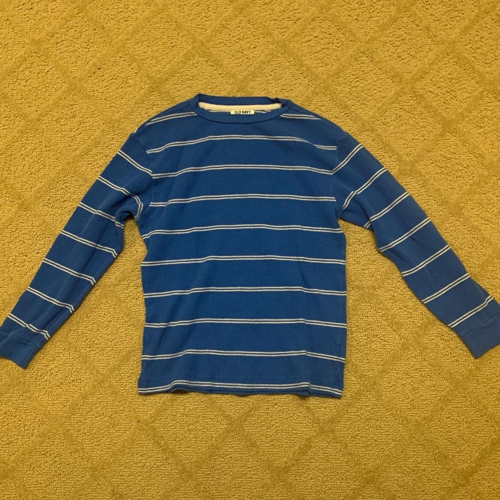 4/$20 Old Navy Boys Long Sleeve Crew Neck
